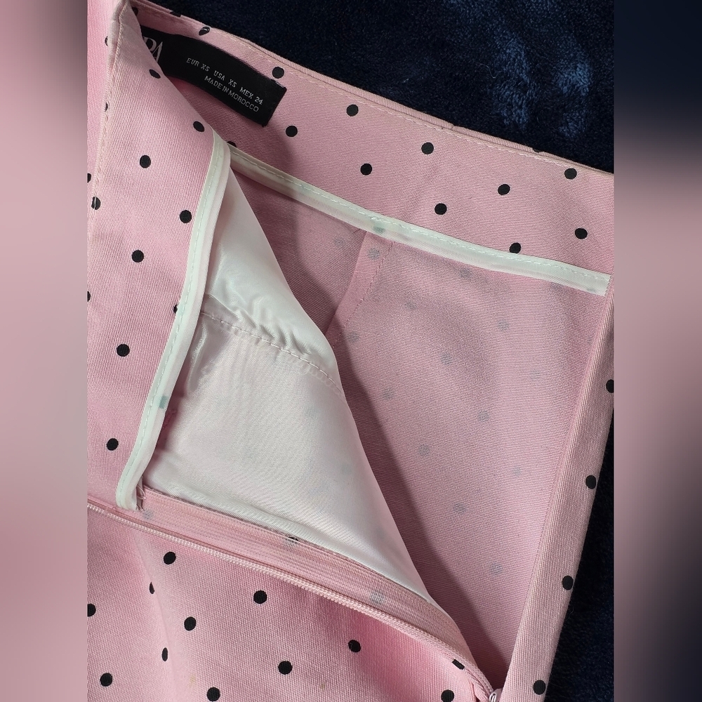 Zara Baby Pink Polka Dot Ruffle Hem Women's Shorts Size XS - Picture 10 of 14